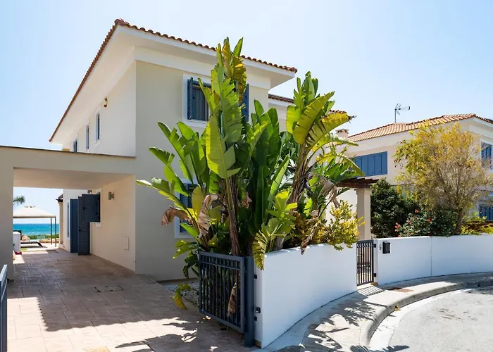 Aaa Seaview Panorama * 페리볼리아